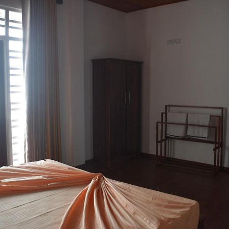 Hotel Ocean View Cottage Hikkaduwa Bagian luar foto