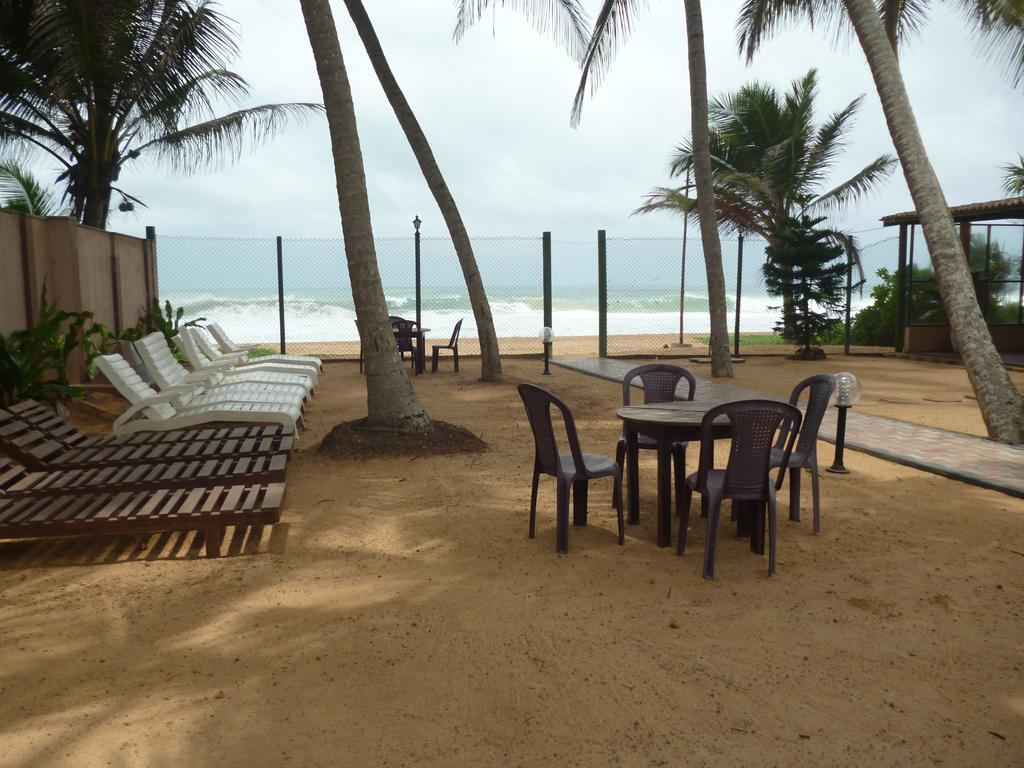 Hotel Ocean View Cottage Hikkaduwa Bagian luar foto