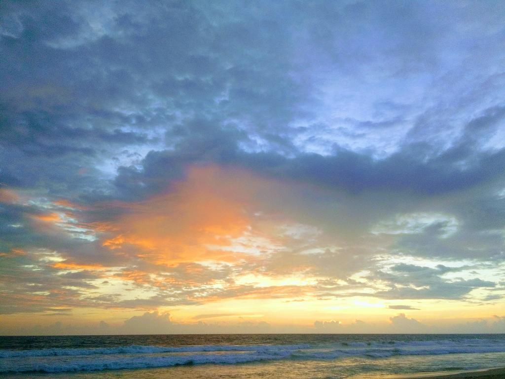 Hotel Ocean View Cottage Hikkaduwa Bagian luar foto
