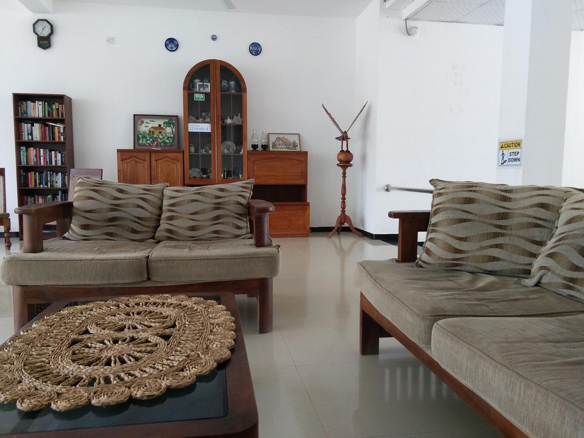 Hotel Ocean View Cottage Hikkaduwa Bagian luar foto