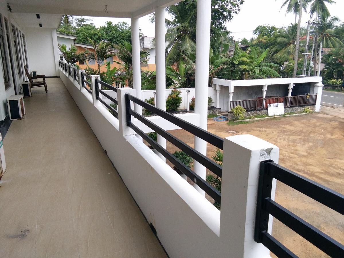 Hotel Ocean View Cottage Hikkaduwa Bagian luar foto