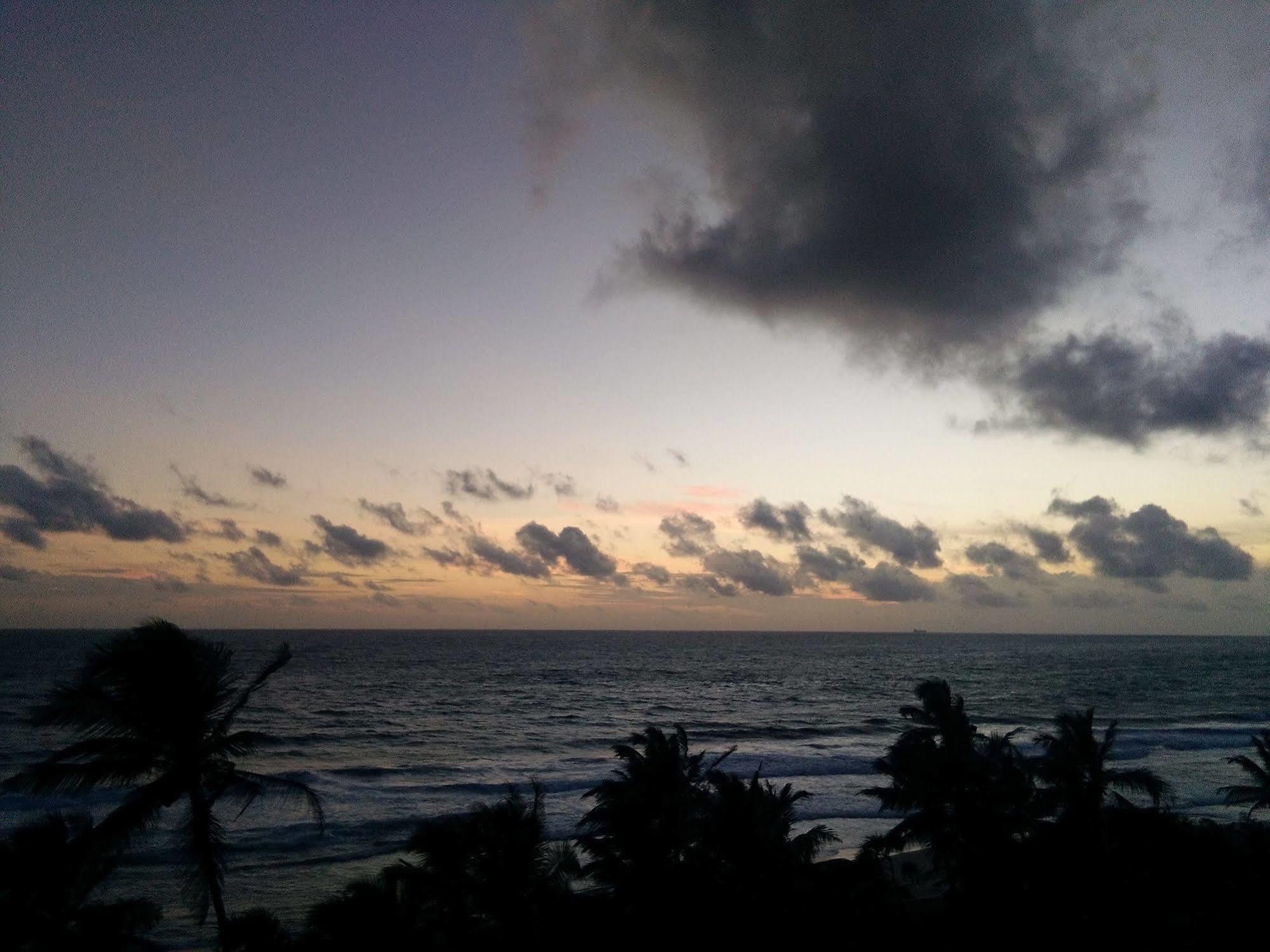 Hotel Ocean View Cottage Hikkaduwa Bagian luar foto