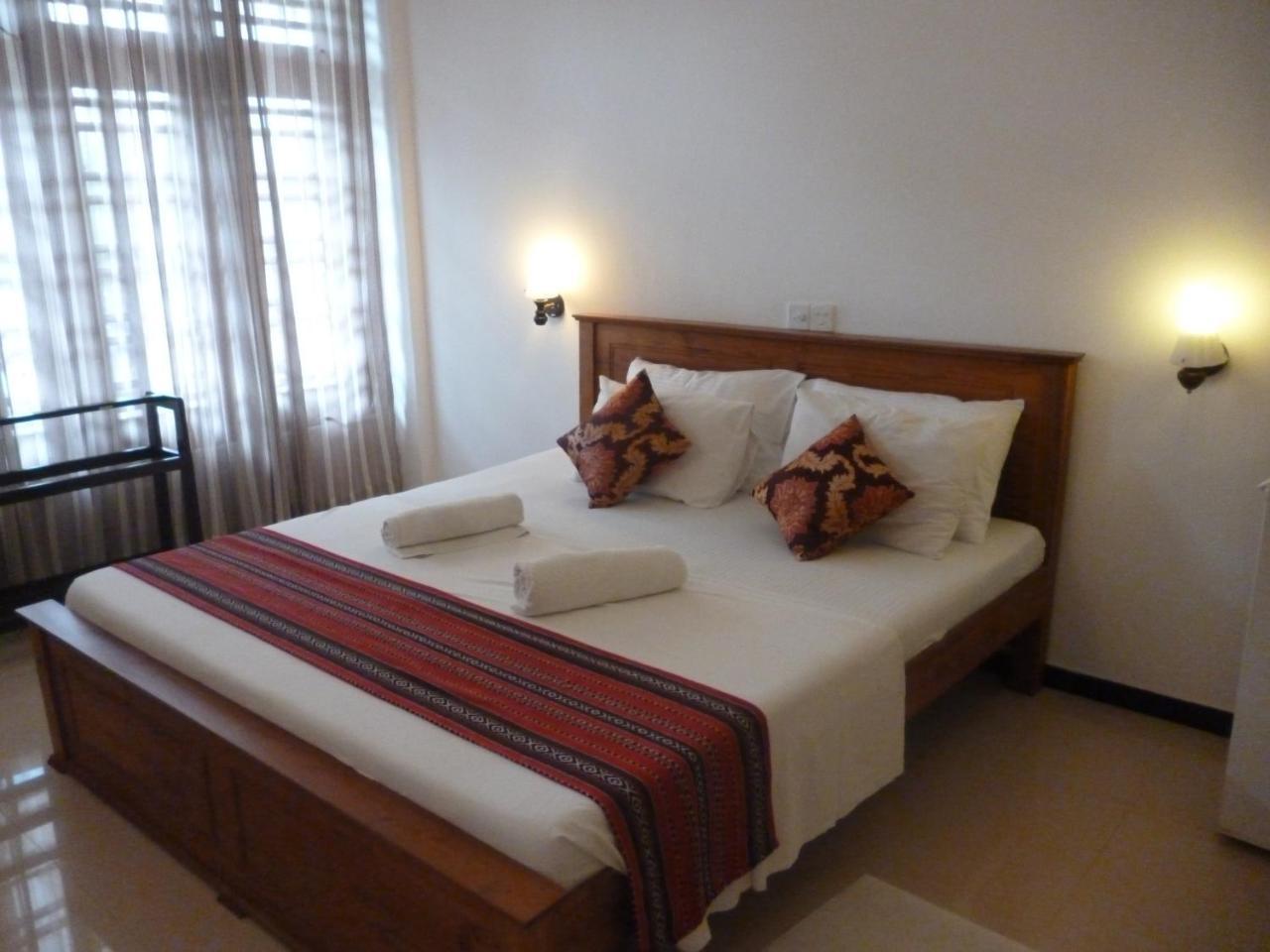 Hotel Ocean View Cottage Hikkaduwa Bagian luar foto