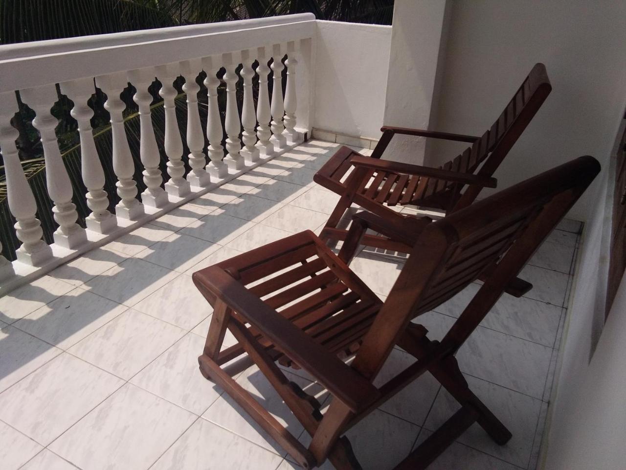 Hotel Ocean View Cottage Hikkaduwa Bagian luar foto